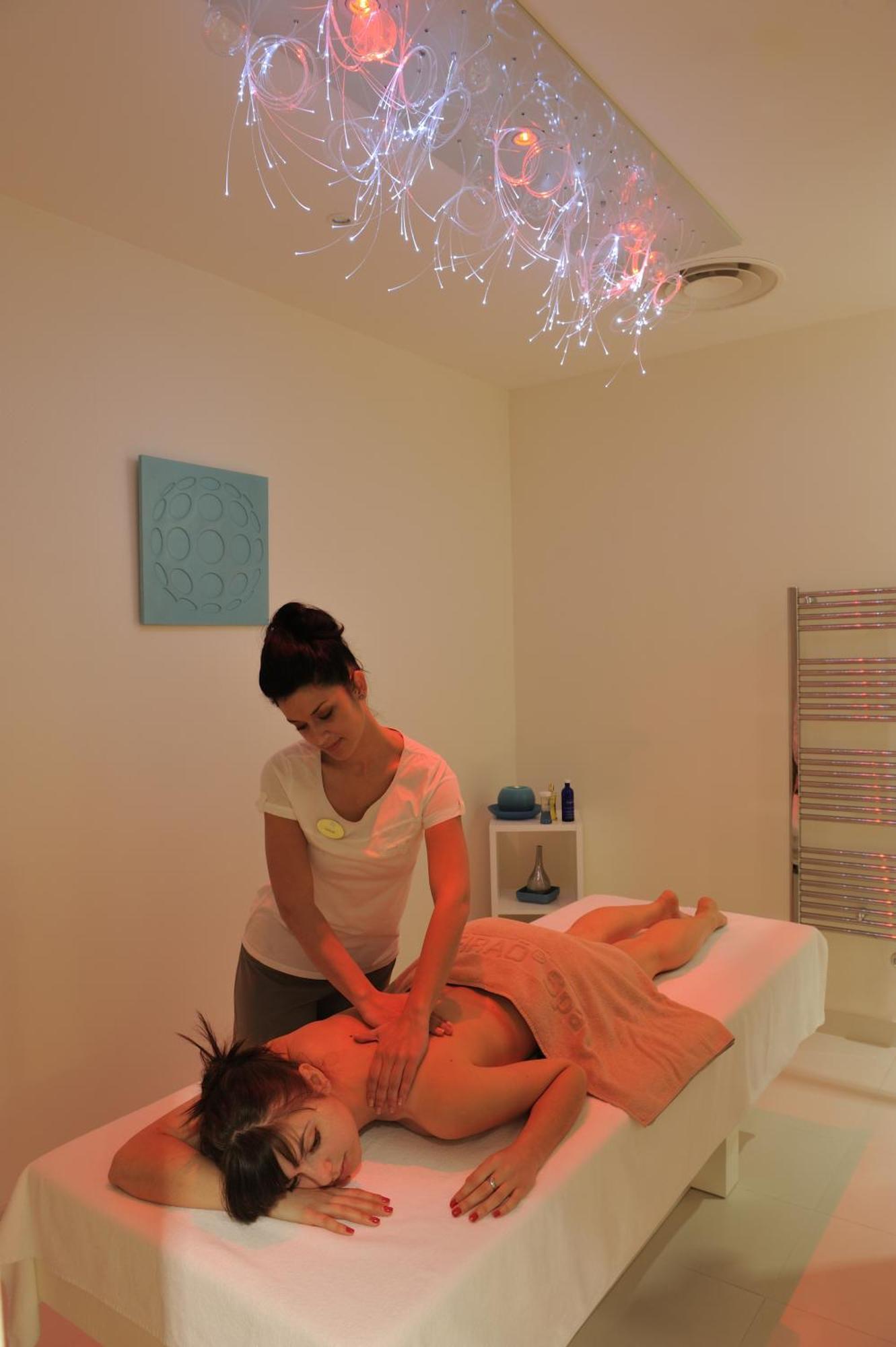 Novotel Avignon Centre Ngoại thất bức ảnh